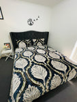 Warm king size 1 Bedsheet + 2 Pillow Covers